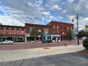 Dickerson Music Company and two neighboring storefronts